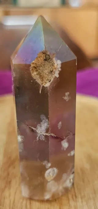 Punta de Cuarzo Aura Arcoíris