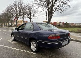 Opel Omega V6