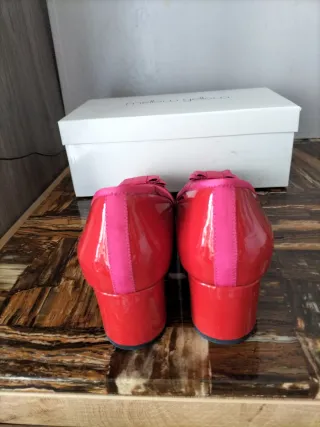 Zapatos marca Mellow Yellow piel.