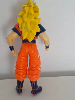 Figura Goku Super Saiyan Dragon Ball Z 36cm 1989