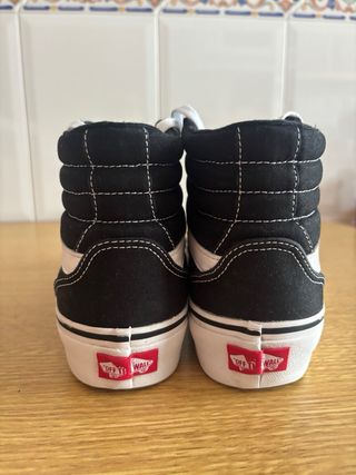 Zapatillas Vans Bota Plataforma talla 40