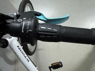 Bicicleta Infantil B'TWIN 20 Blanca