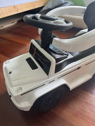 Coche para montarse para niños, blanco