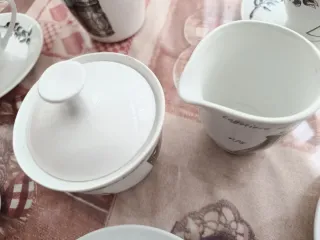 Juego de café de porcelana