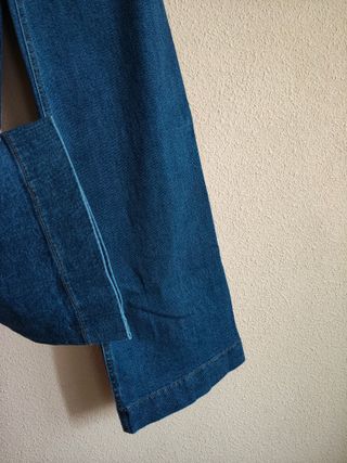 Pantalón vaquero Stradivarius