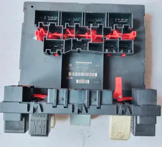 Caja Relés grupo VAG 3C0 937 049 J