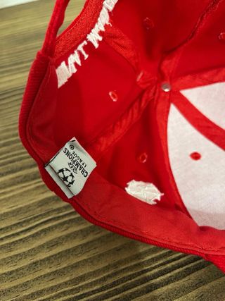 Gorra FC Bayern Múnich Champions League Roja