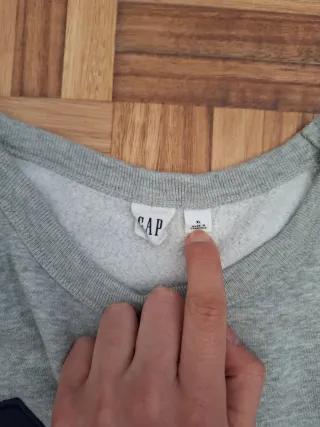 Sudadera GAP gris boxy cropped fit XS