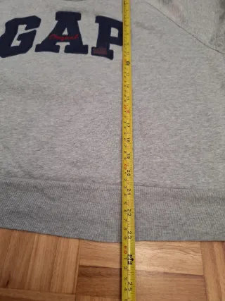 Sudadera GAP gris boxy cropped fit XS