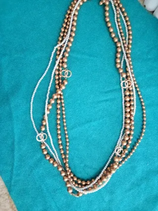 Collana multistrato perle oro e bianche