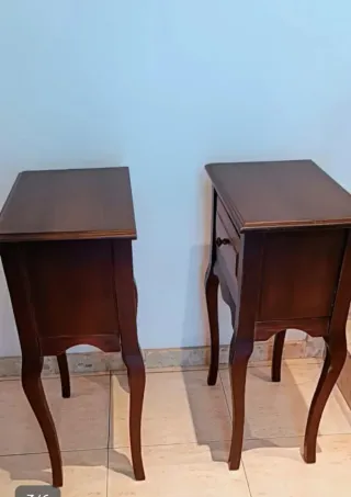 Mesitas de noche de madera