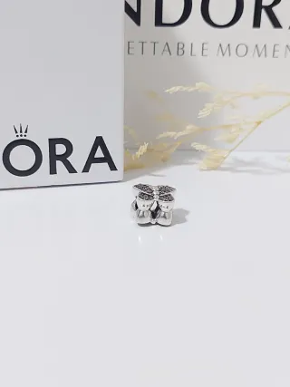 Pandora Mariposa Rosa y Plata