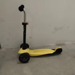 Patinete 3 ruedas infantil amarillo