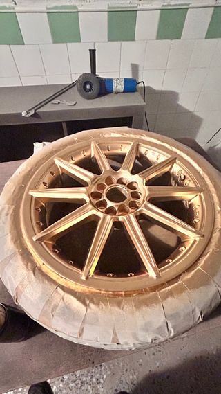 Llantas Doble Medida Grupo VAG Doradas 17 pulgadas