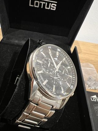 Reloj Lotus Cronógrafo Negro y Plateado