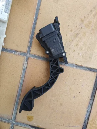 Pedal Acelerador Ford Focus Ghia 2007