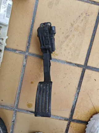 Pedal Acelerador Ford Focus Ghia 2007