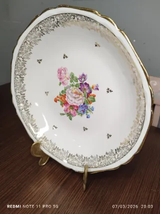 Vassoio in porcellana francese vintage