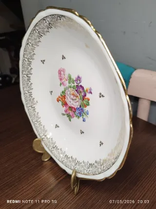 Vassoio in porcellana francese vintage