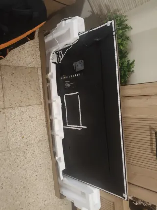 TV Samsung Smart TV 55 para colgar