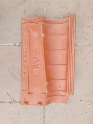 66 unidades de Teja cerámica