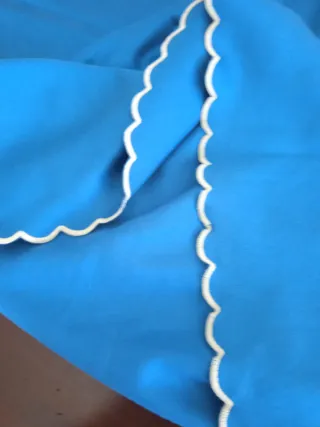 Faldilla para camilla azul