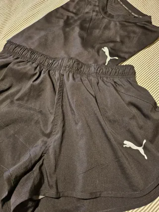 Conjunto Puma Camiseta y Shorts Running Negro