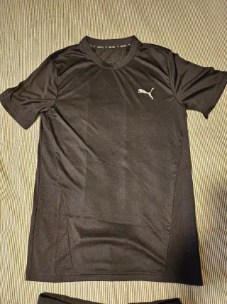 Conjunto Puma Camiseta y Shorts Running Negro