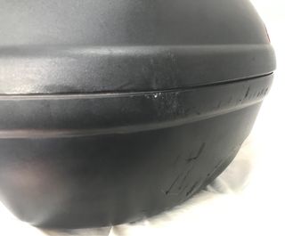 Baúl de moto givi 46L