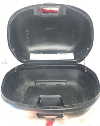 Baúl de moto givi 46L