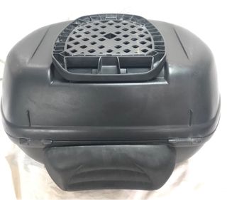 Baúl de moto givi 46L