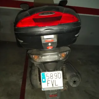 Maxi Scooter 500cc Gris/Negro Automática