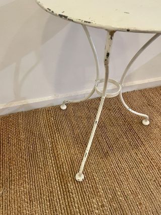 Velador frances antiguo