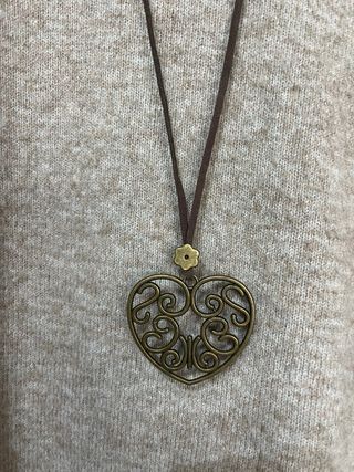 Collar Corazón Filigrana Dorado