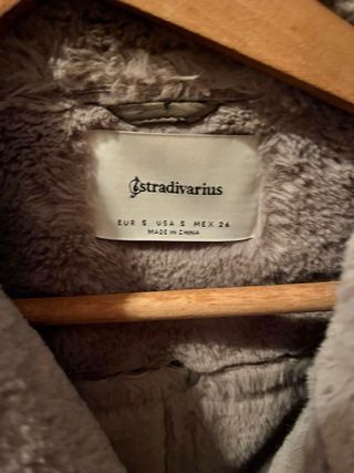 Chaqueta Stradivarius efecto ante y pelo