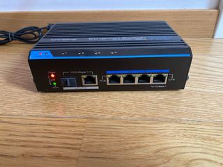 Switch UTEPO Ethernet PoE+ 4 Porte