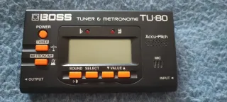 BOSS TU-80 Afinador y Metrónomo