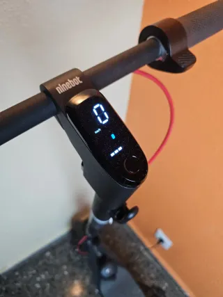 Patinete Eléctrico Segway Ninebot F2 PRO