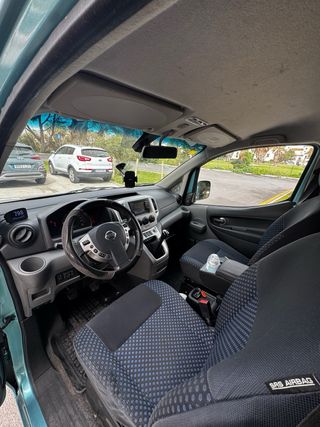 Nissan NV200 2012