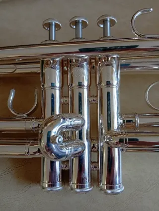 Trompeta Yamaha YTR 2330