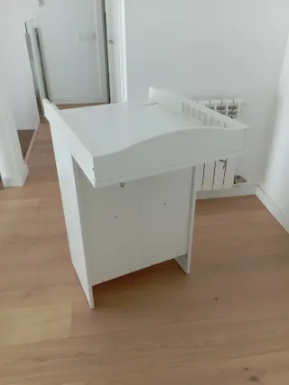 Cambiador bebé IKEA blanco