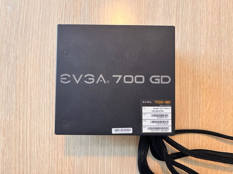 FUENTE DE ALIMENTACIÓN EVGA 700W GD 80 Plus Gold afbeelding 4