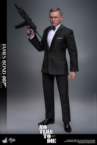 Figura Coleccionable Hot Toys James Bond 007