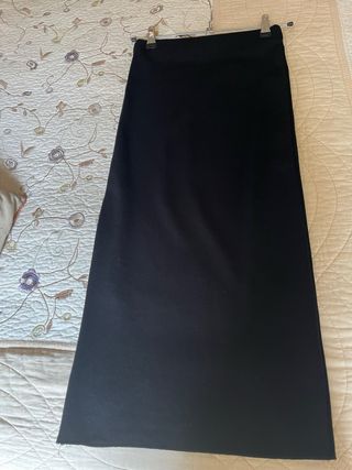 Falda recta Zara S/36 aplique flor dorada Elastica