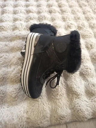 Botas moda invierno negras