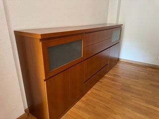 Aparador madera y cristal