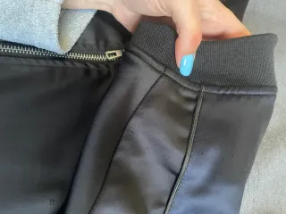 H&M Chaqueta Bomber Negra talla M