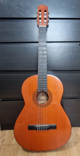 Guitarra Admira Juanita Estudio