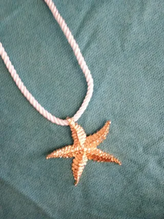 Collana con stella marina dorata Xo F