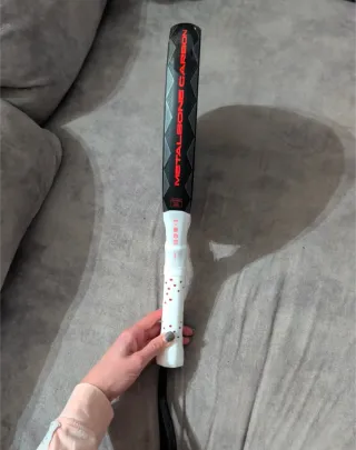 Pala pádel Adidas Metalbone Carbon 2025